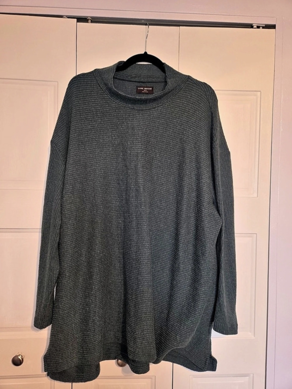 Lane Bryant Green Crew Neck Sweater Size 22/24 Like New